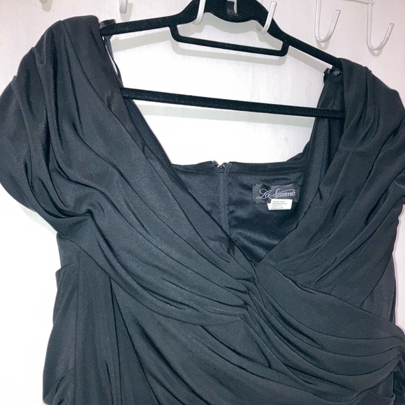 La Femme Ruched Jersey Column Gown Floor Length Dress In Black Sz 20 (Like New) - Picture 6 of 16